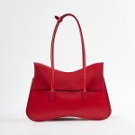 Красный гладкий